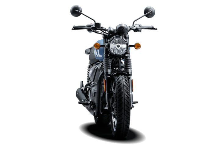 For 2025, Royal Enfield has updated the Hunter 350 with an LED headlight and new rear suspension